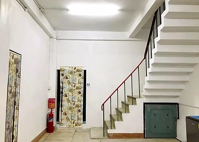 Albergue Silom *